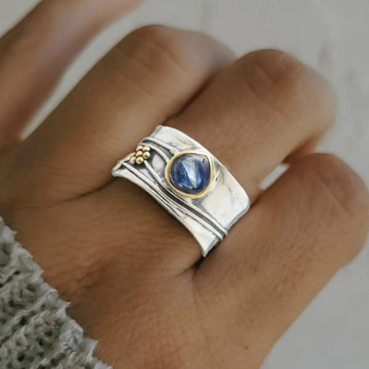 Bague Boho en argent avec pierre bleue