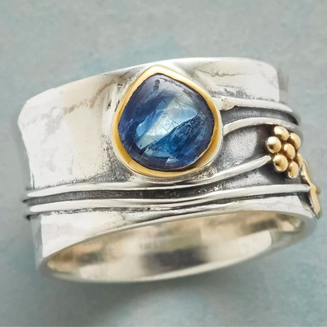 Bague en argent bohème avec pierre bleue