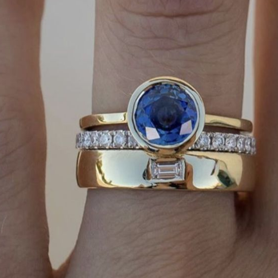 Bague vintage élégante en zirconium bleu